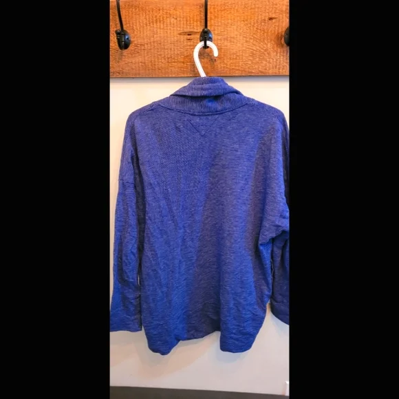 Cardigan - Picture 2 of 2